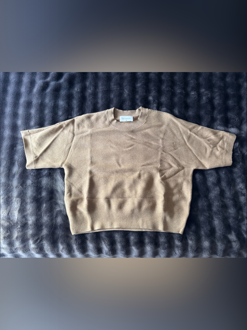 Crewneck Short Sleeve Sweater in Camel / Copenhagen brand